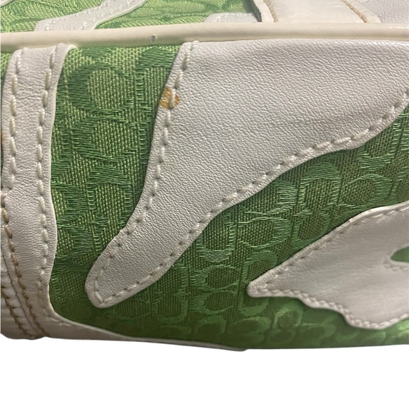 Coach Green & White Zebra Striped Signature Logo Tote - Picture 6 of 15